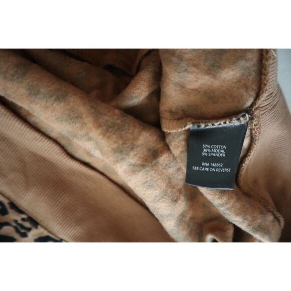 Torrid Women's Sz 4 Leopard Print Ultra Soft Fleece Raglan L/S Sweatshirt - Picture 6 of 8